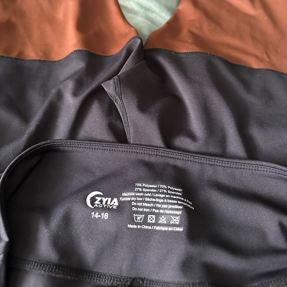 ZYIA colour block leggings - Picture 2 of 2